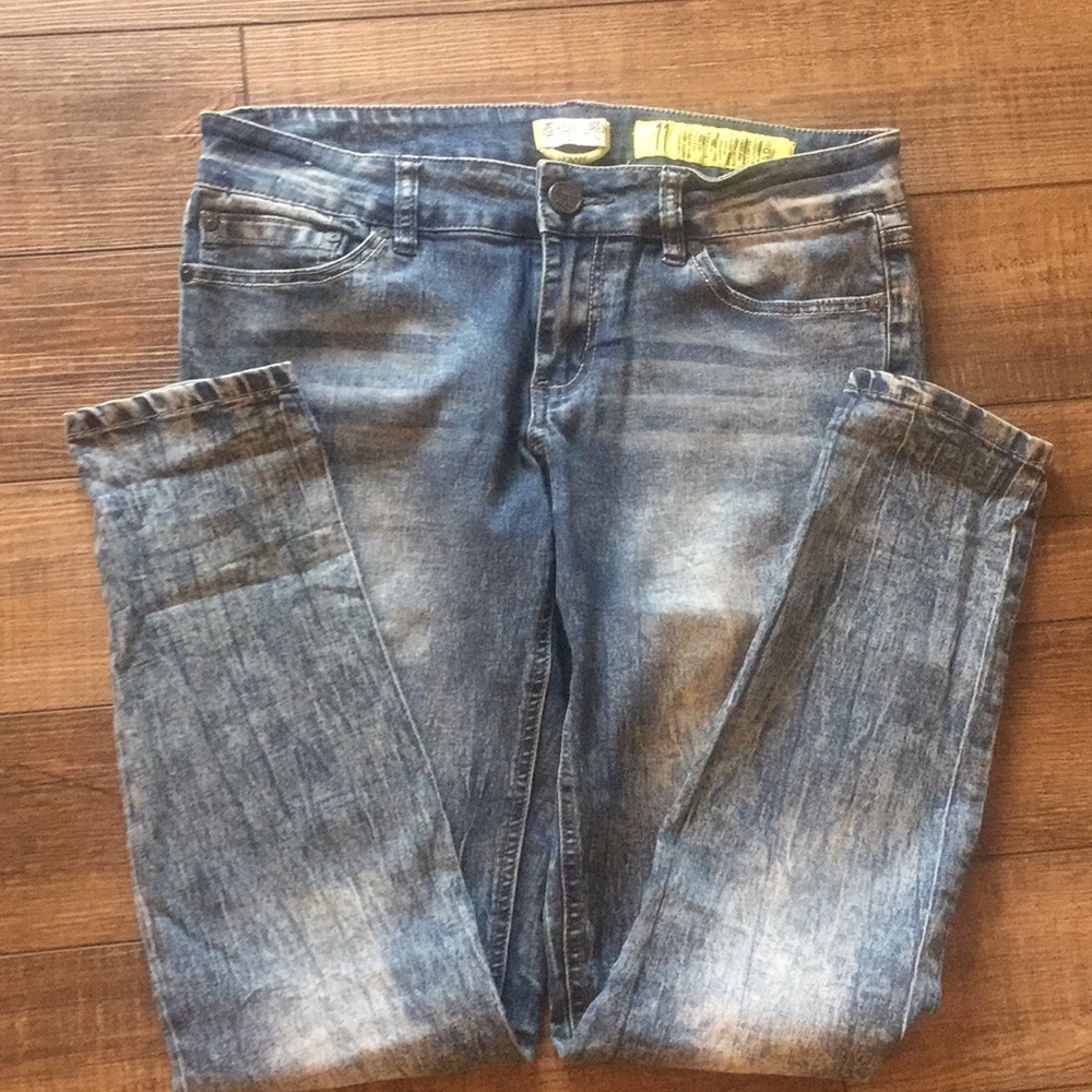 Indigo Rein Acid wash jeans